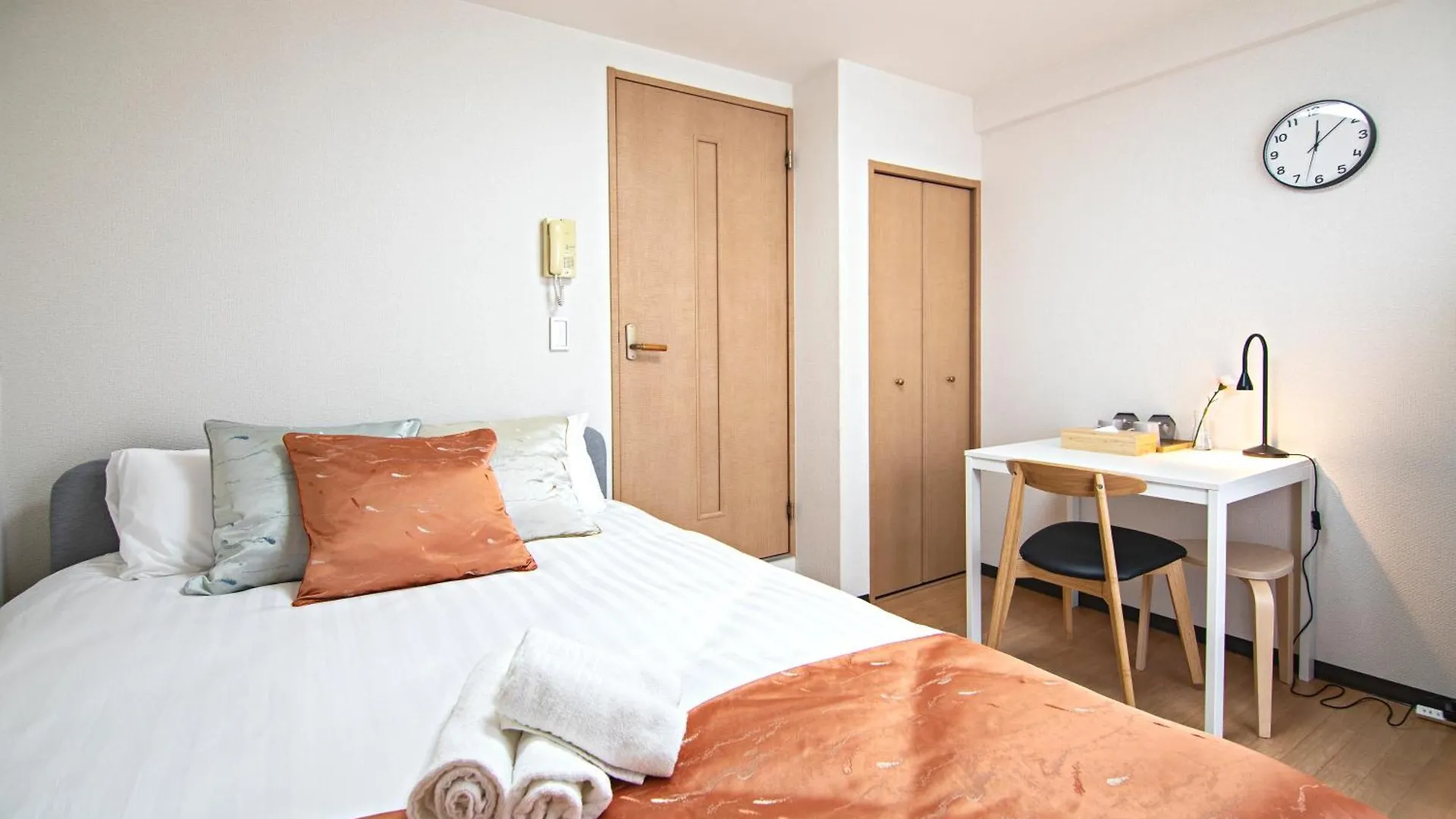 Namba Apartment 3 Min Walk From Imamiya Or Daikokucho Station Osaka Japan